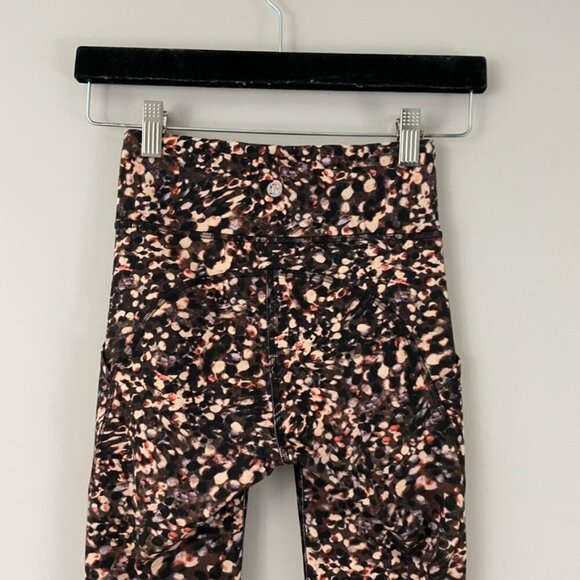 Lululemon Invigorate High-Rise Crop 23" Motion Flux Multi Leggings Size 2 - Picture 8 of 8